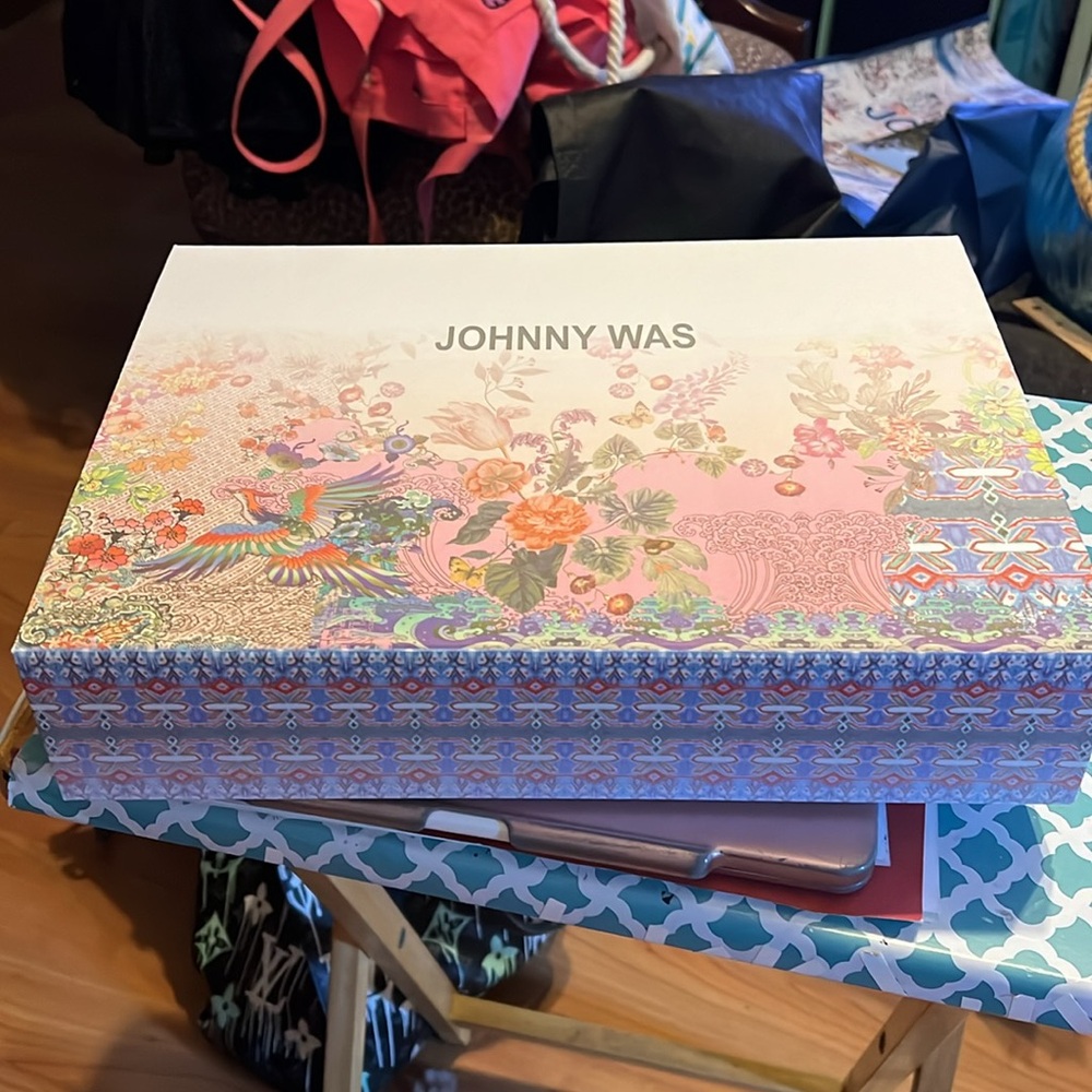 Johnny Was Magnetic Gift Box